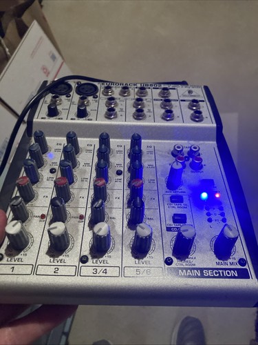 Behringer eurorack ub802 - behringer,