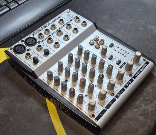 Behringer eurorack ub802 mixer - behringer,